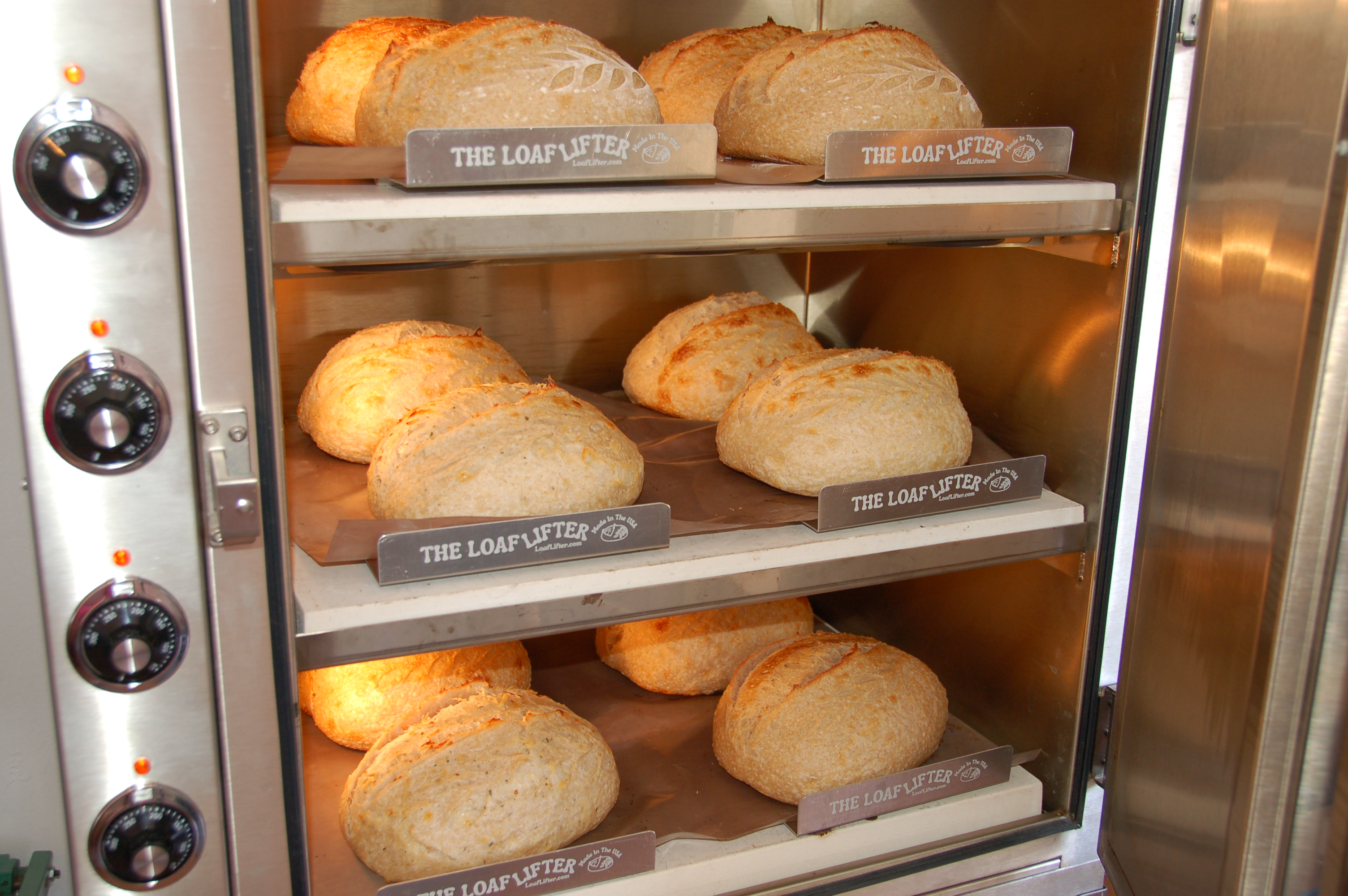 Loaf Lifter aluminum baking sheet in rackmaster oven